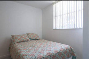 COZY ROOM CLOSE to BEACH FOR 1 PERSON INSIDE AN APT